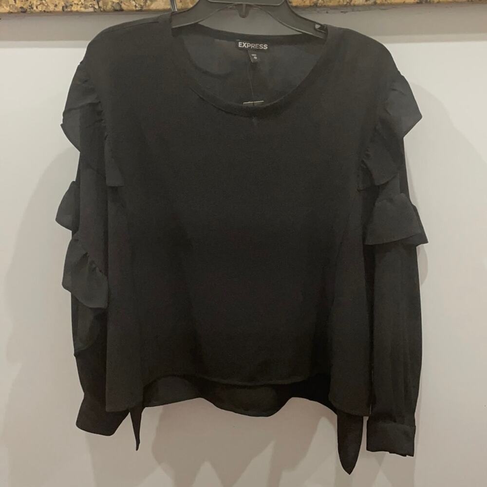 EXPRESS Black Hi-Lo Ruffled Long sleeves Blouse NWT